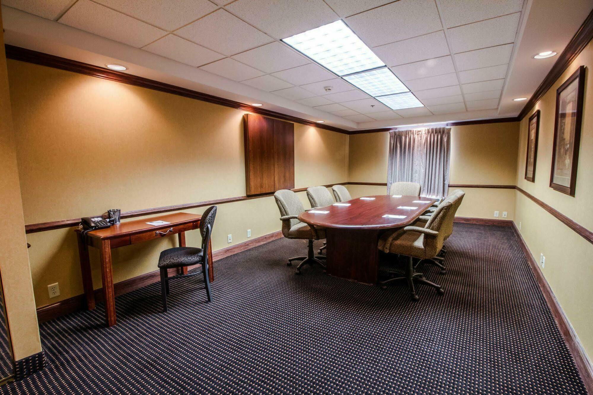 Hampton By Hilton Oklahoma City I-40 East- Tinker Afb Midwest City Exterior foto