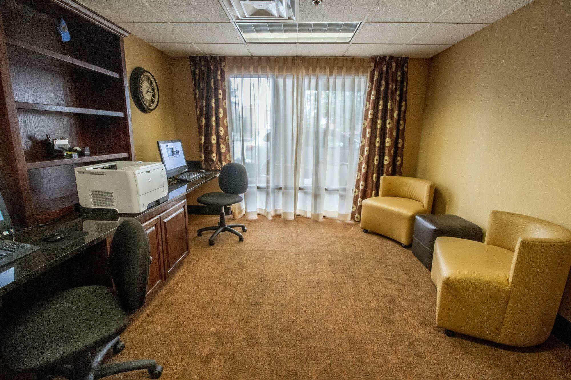 Hampton By Hilton Oklahoma City I-40 East- Tinker Afb Midwest City Exterior foto